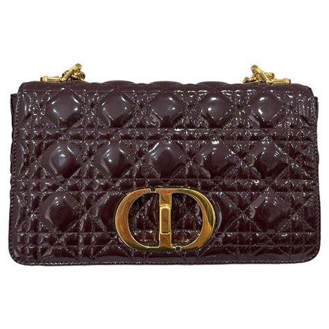 Dior Caro Medium Vernice Bordeaux For Sale at 1stDibs